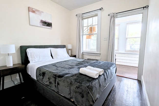 Photo - 108 Gotthart St