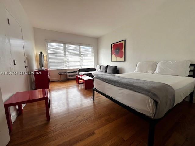 Building Photo - 601 7th St Unit 4