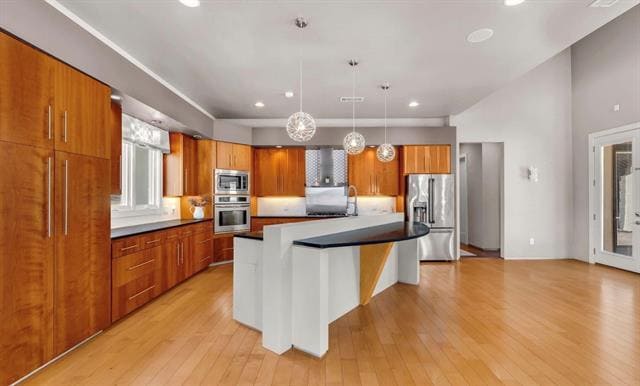 Photo - 1401 Long and Winding Rd