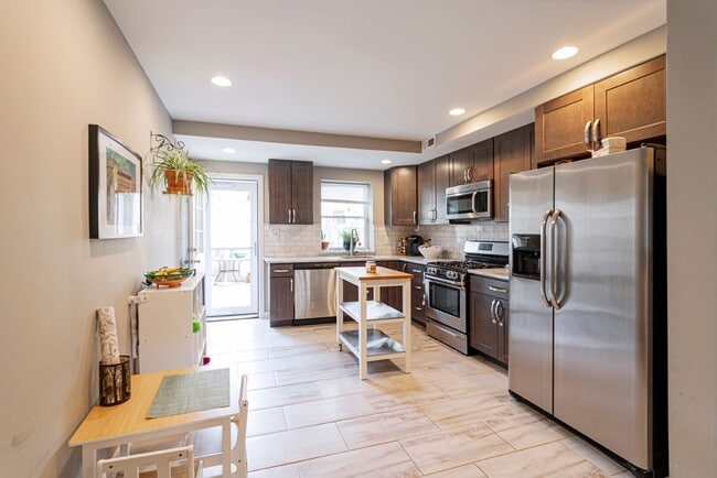 Photo - Point Breeze 2 Bedroom, 2.5 Bathroom Home