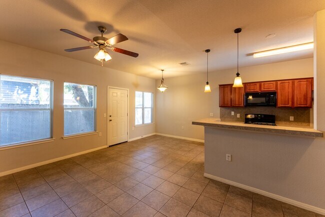 Photo - Charming 2 Story 3/2.5 in Desirable East A...
