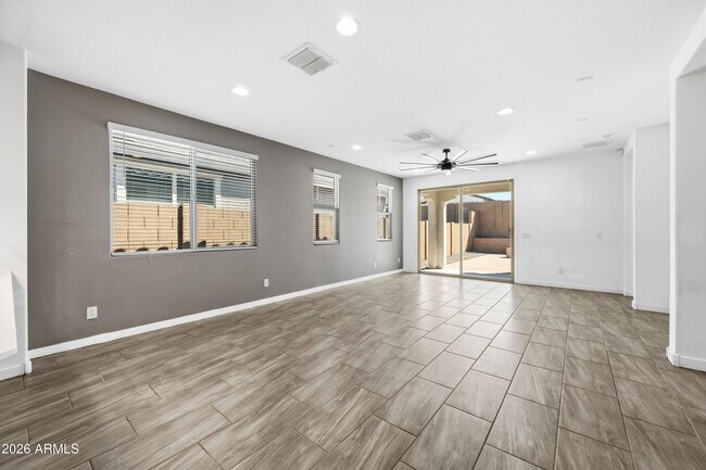 Photo - 1627 W Estes Way