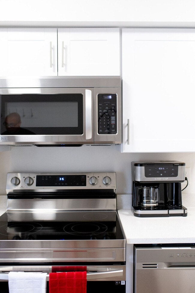 Photo - 3915 W 8th St Unit ID1296530P