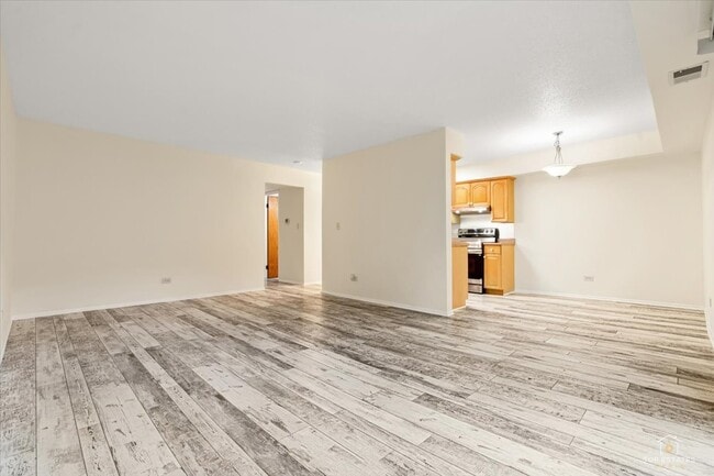 909 Buccaneer Dr