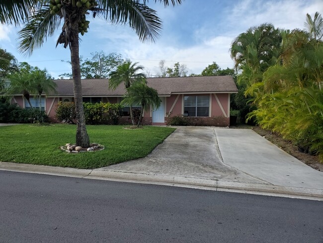 Photo - 9192 SE Parkway Dr