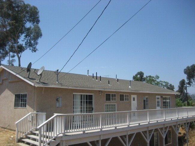 Photo - 7BD/3BA, Large Decks!