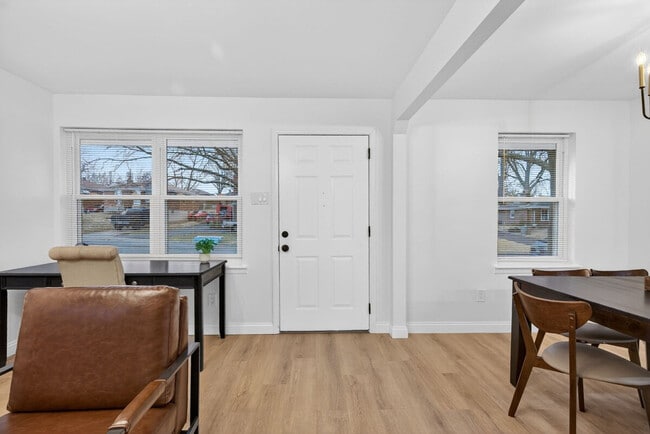 Photo - 3831 Brown Rd Unit SI ID1472911P