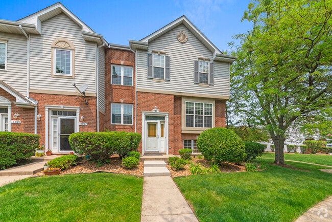 Building Photo - 18859 S Vanderbilt Dr Rental