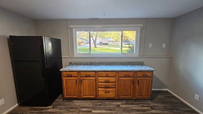 Photo - 1258 Richard Ct