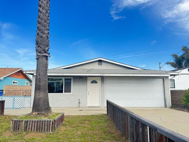 Photo - 647 Newport Ave