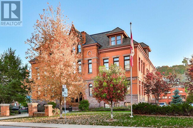 Photo - 200 Stinson St Unit 318