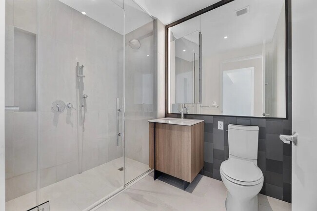 171 Chrystie St Unit 7D