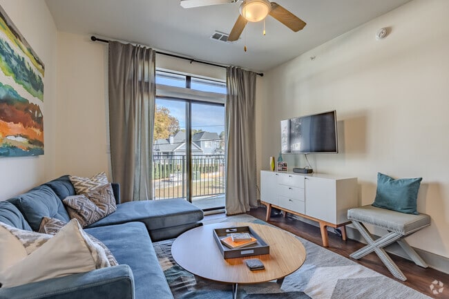 1BR, 1BA - 714SF