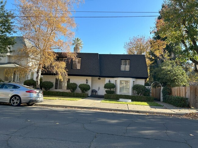 Building Photo - **CO643-Buehler, Sandra Unit D