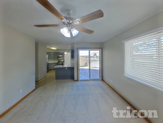 Photo - 1040 Catherwood Dr