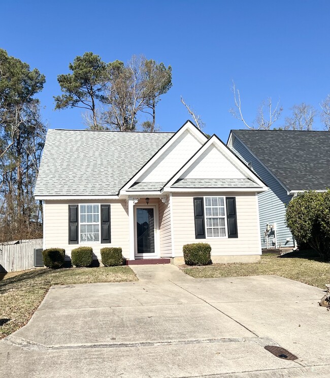 Photo - 4511 Derryclare Ln