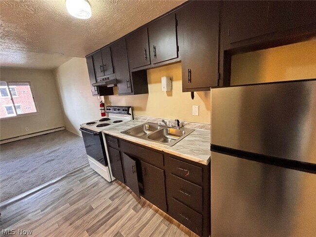 Photo - 519 Crosby St Unit 8