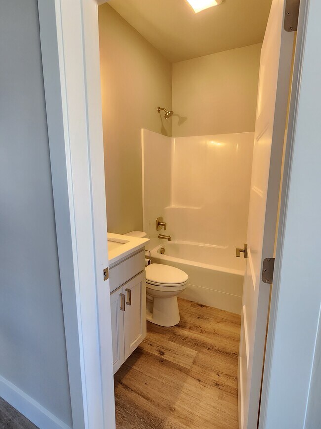 Photo - 325 Meriwether Ave