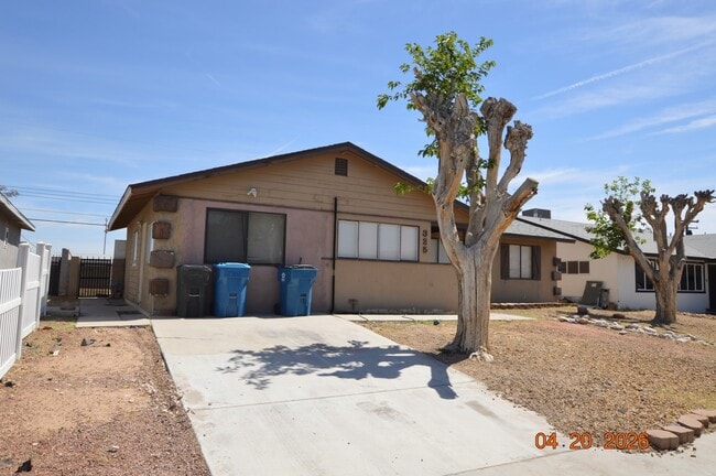 Photo - 325 Pershing Dr