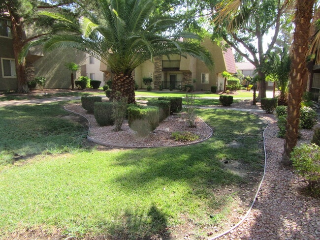 Photo - 4954 River Glen Dr Unidad 123