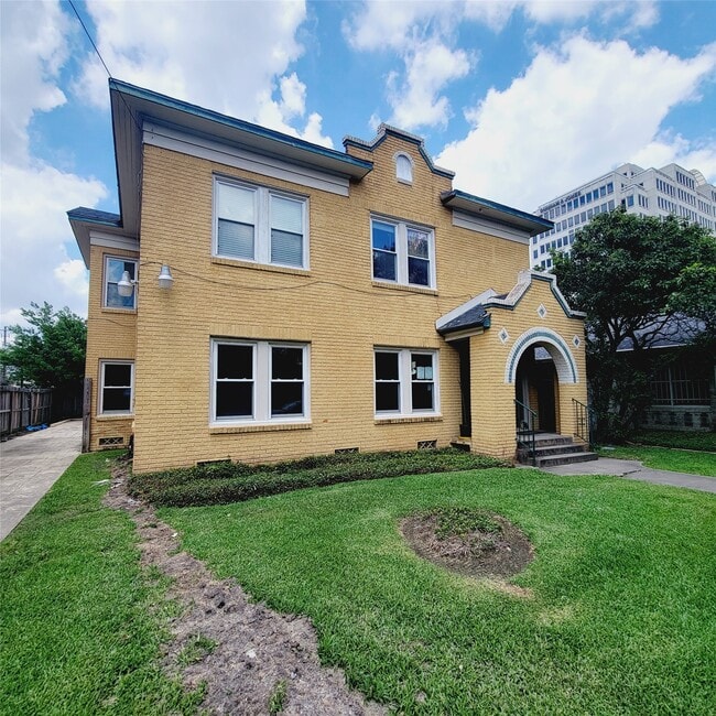 Photo - 2408 Huldy St