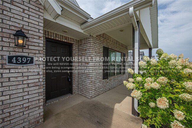 Photo - 4397 W Newton Ave