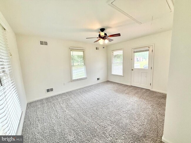 Photo - 10620 Belmont Blvd