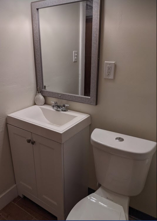 Photo - 1476 E 114th St