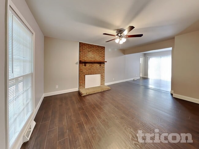 Photo - 14011 Phillips Rd