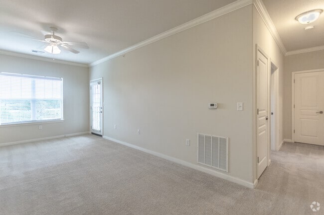 1BR,1BA,-The Eclipse