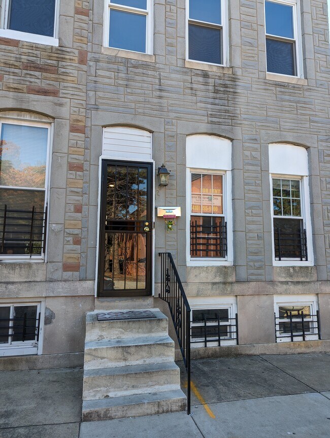 Building Photo - 1209 E Oliver St Rental
