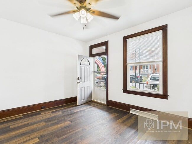 Photo - 1/2 OFF 1st Months Rent! Available Now!  D...