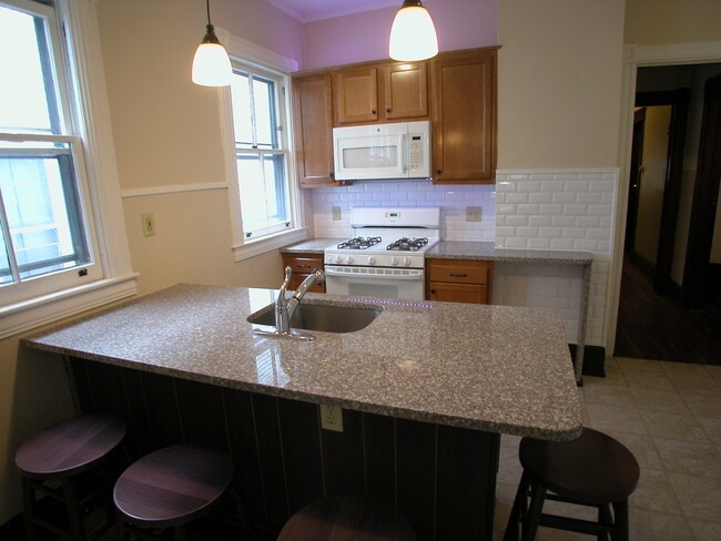 Photo - 449 Hamilton St Unit A