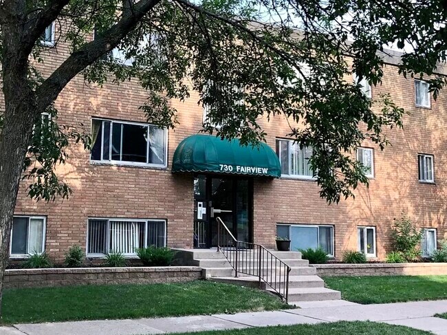 Photo - 730 Fairview Ave N