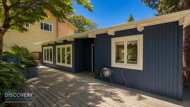 Photo - 6323 Girvin Dr