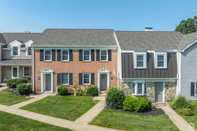 Photo - Willow Woods Apartments