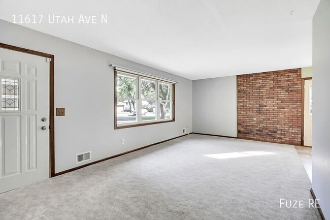 Photo - 11617 Utah Ave N