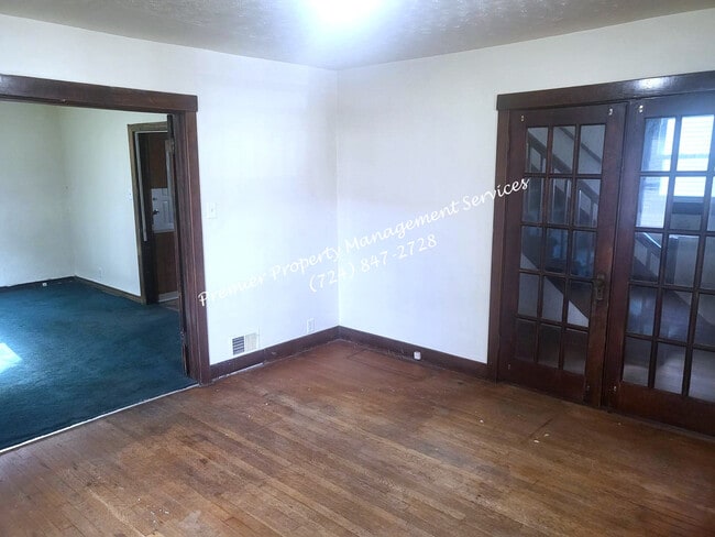 Photo - 1303 Wade St