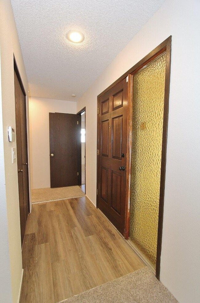 Photo - 2412 Robert Ave