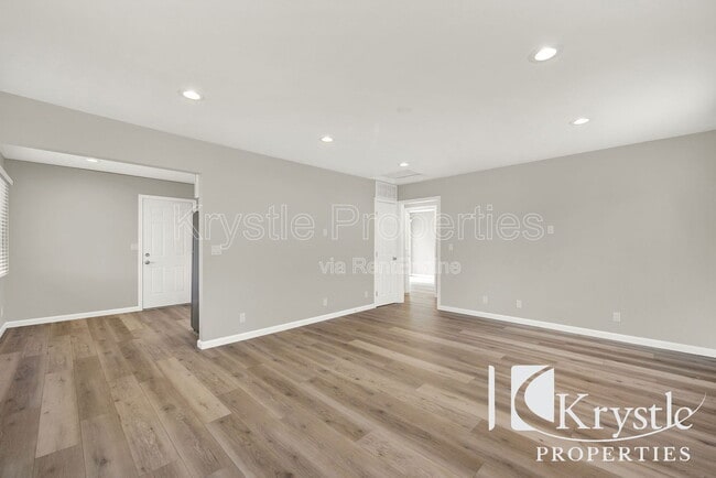 Photo - 1007 Maple Ave