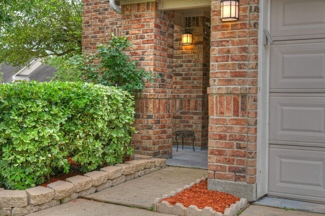 Photo - 18203 Fair Grange Ln