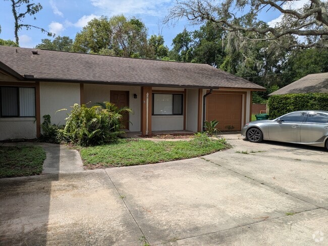Building Photo - 150 Longwood Lake Mary Rd Unit Apt A
