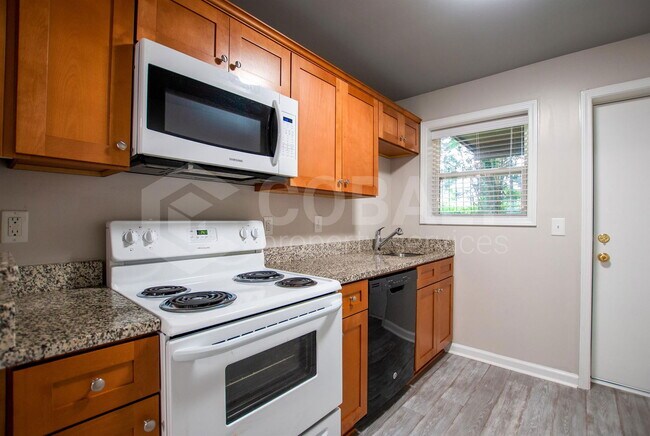 Photo - 271 Glen Iris Dr NE Unit 6A