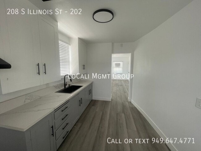 Photo - 208 S Illinois St Unit 202