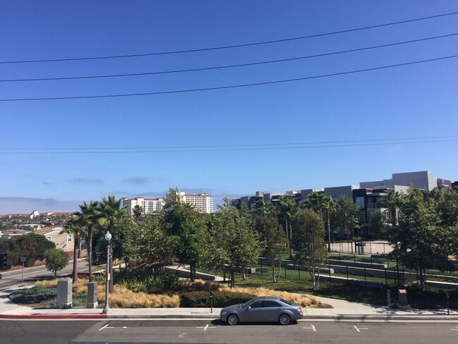 Photo - Beautifully Renovated Apartment Steps to the Beach - Washer/Dryer & Refrigerator included!