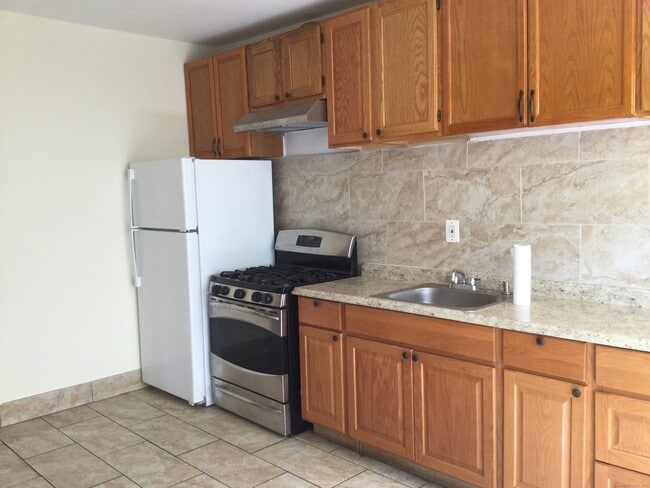 Photo - 712 Bishop Ave