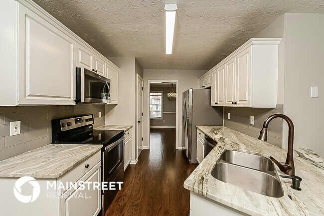 Photo - 60 Berkshire Run