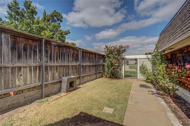 Photo - 2518 NW 62nd St