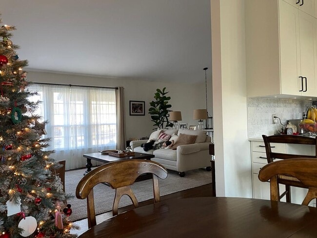 Photo - 2505 Duxbury Pl