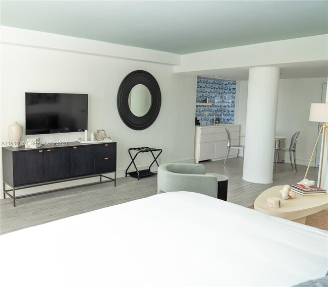 Photo - 1100 West Ave Unit 415